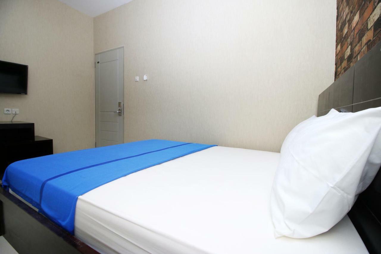 Kamar Keluarga Kampung Bali III Jacarta Exterior foto
